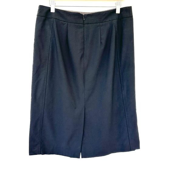 Banana Republic pencil skirt, midi length, in a stretch wool blend - Picture 5 of 14
